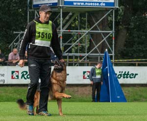 klaus-sievers-web6LL95QZAVayUi