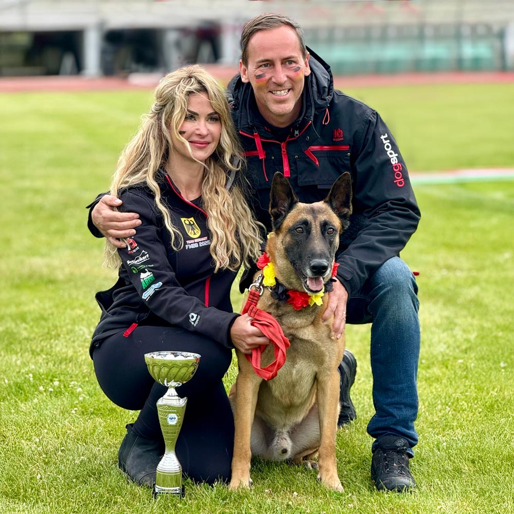 IQ Dogsport Gründer Patricia und Florian Knabl mit ihrem Hund