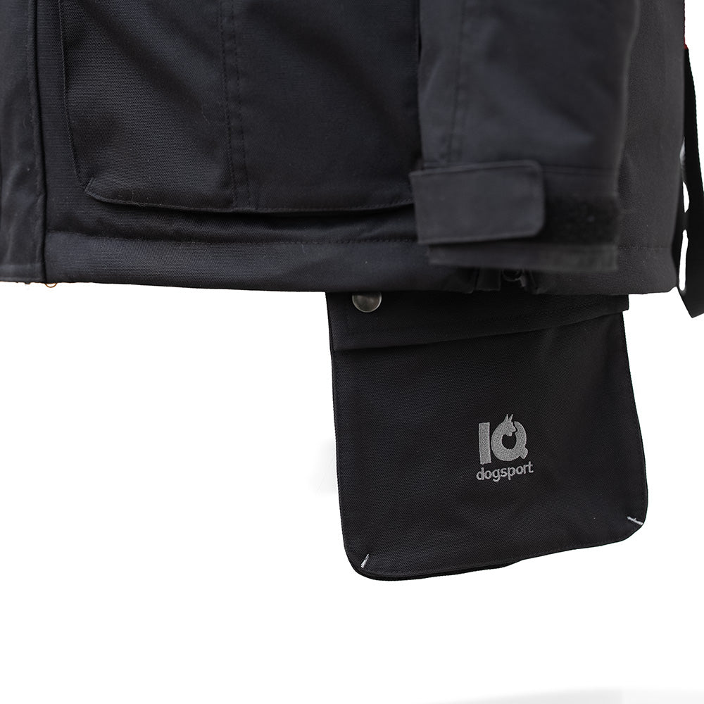 IQ-K9-Jacke-Frontal_Futtertasche_web