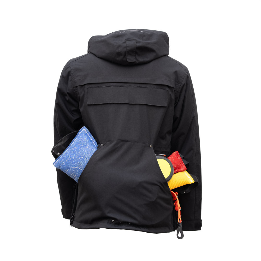 IQ-K9-Jacke_Ruckentasche_gefuellt_web