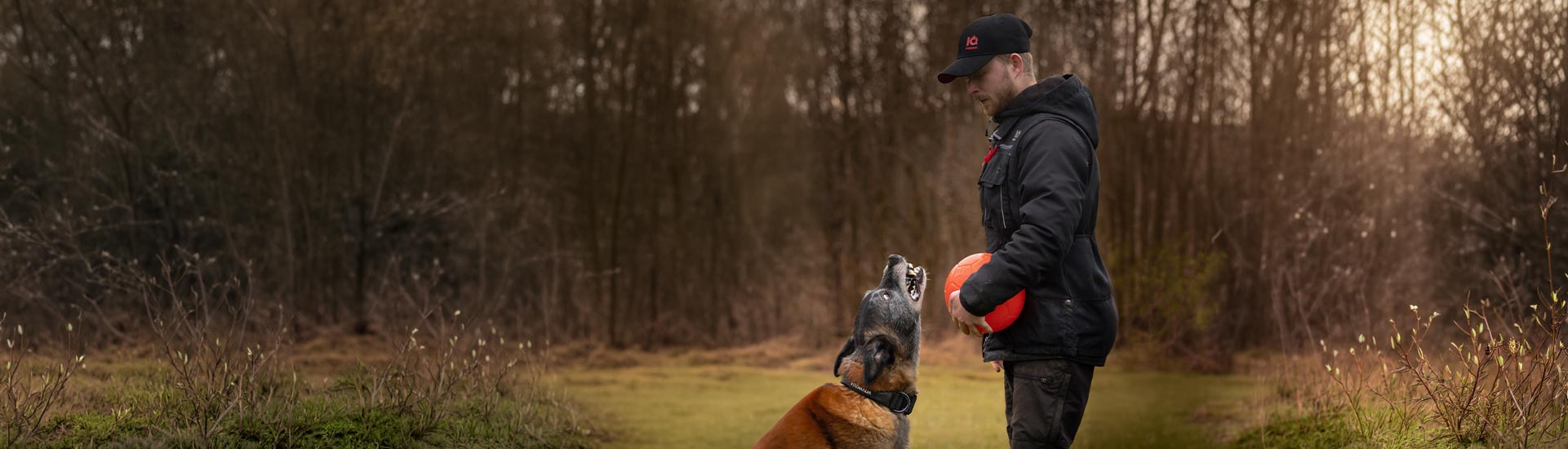Hundesportbekleidung für Training & Einsatz