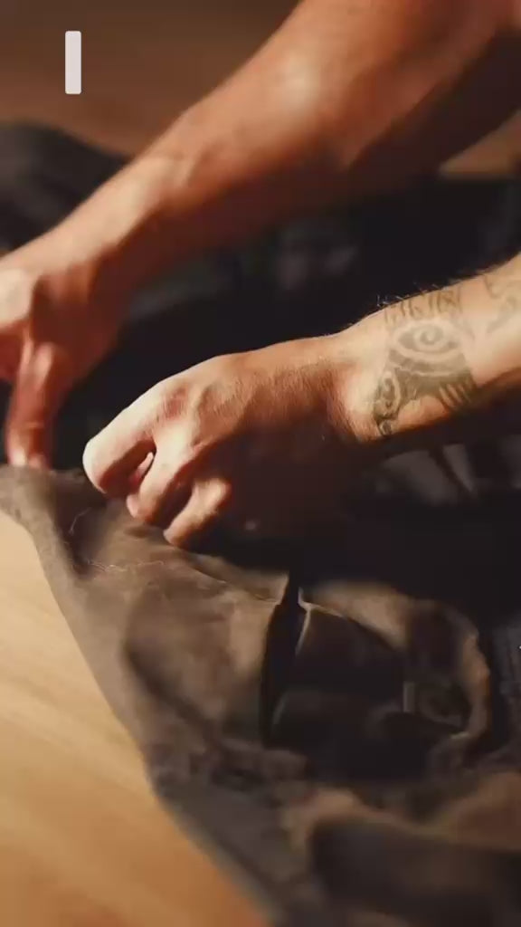 Load video: Video: IQ Trainer Pants im Hundesport-Training