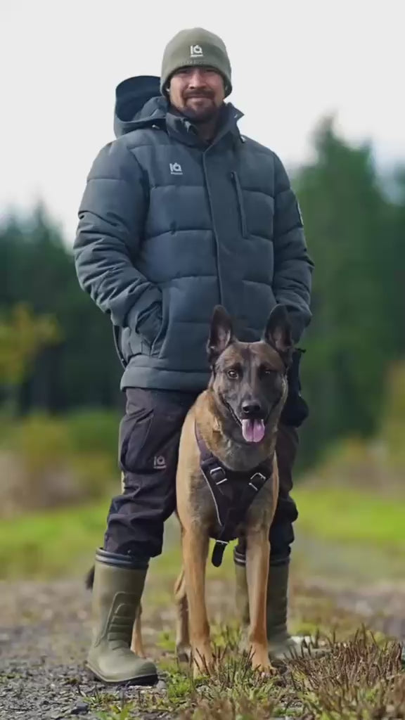 lang-en | Product video of the IQ Dogsport Winterparka Unisex