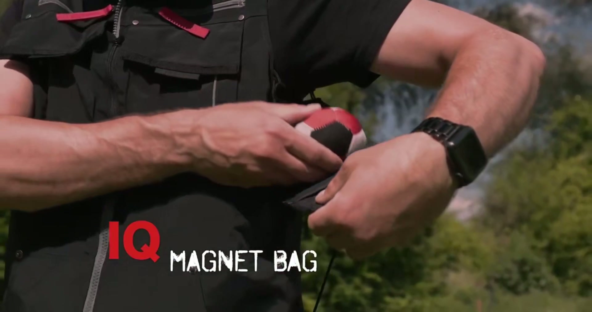 Load video: IQ Magnet Bag